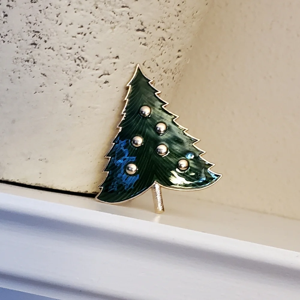 Vintage Green Tree Brooch Pin